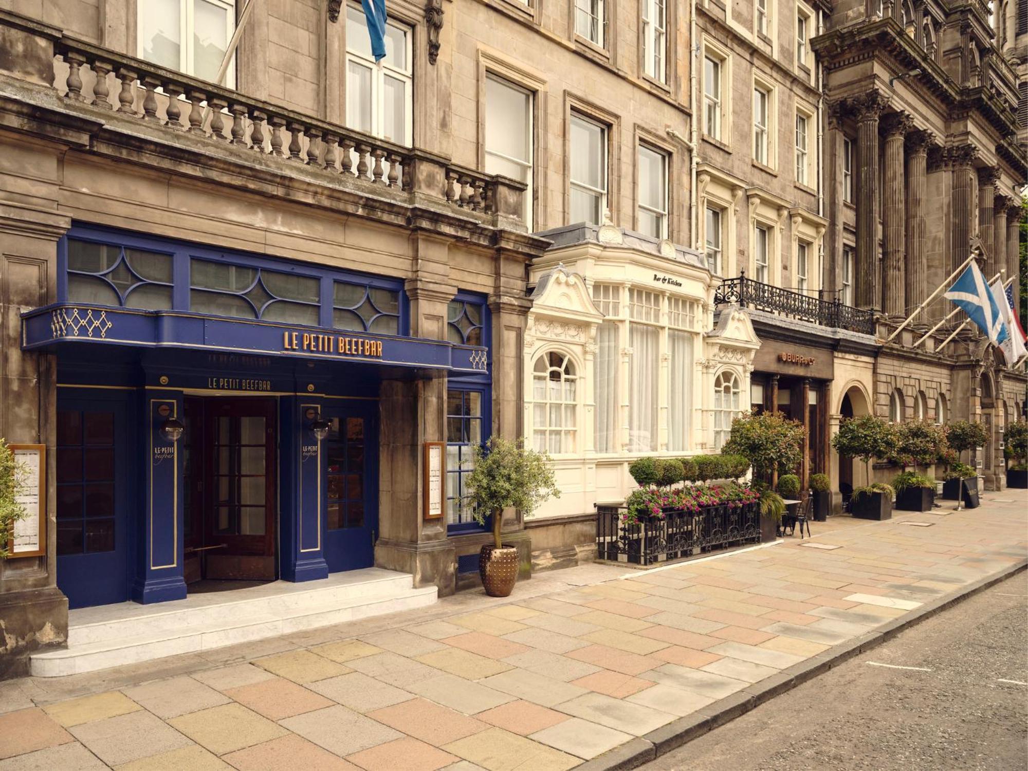 인터컨티넨탈 에든버러 더 조지 외부 사진 The hotel's entrance
